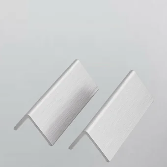 Уголок нержавеющий